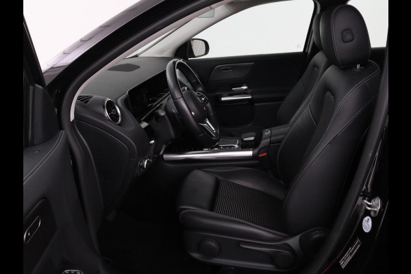 Mercedes-Benz GLA 250e Style | Stoelverwarming | Camera | Cruise control | Carplay | Widescreen | LMV 18 inch | Half leder | DAB+