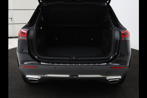 Mercedes-Benz GLA 250e Style | Stoelverwarming | Camera | Cruise control | Carplay | Widescreen | LMV 18 inch | Half leder | DAB+