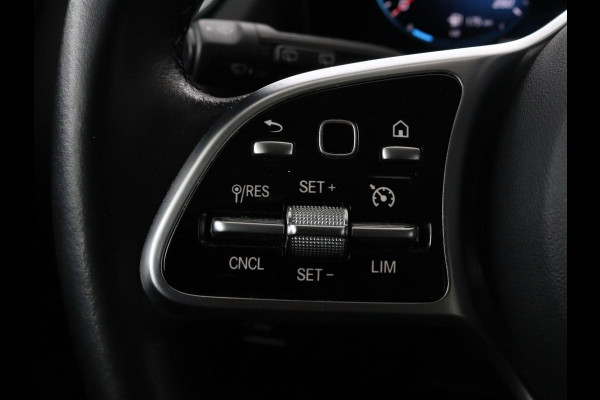 Mercedes-Benz GLA 250e Style | Stoelverwarming | Camera | Cruise control | Carplay | Widescreen | LMV 18 inch | Half leder | DAB+