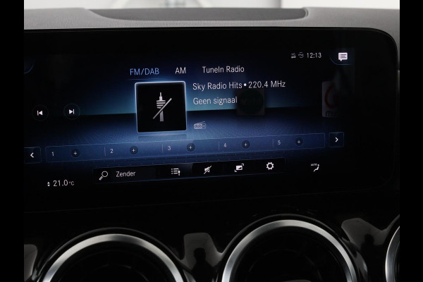 Mercedes-Benz GLA 250e Style | Stoelverwarming | Camera | Cruise control | Carplay | Widescreen | LMV 18 inch | Half leder | DAB+