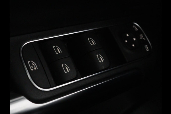 Mercedes-Benz GLA 250e Style | Stoelverwarming | Camera | Cruise control | Carplay | Widescreen | LMV 18 inch | Half leder | DAB+