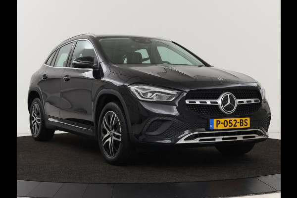 Mercedes-Benz GLA 250e Style | Stoelverwarming | Camera | Cruise control | Carplay | Widescreen | LMV 18 inch | Half leder | DAB+