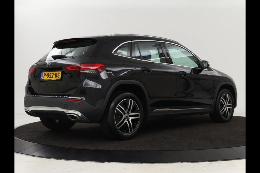 Mercedes-Benz GLA 250e Style | Stoelverwarming | Camera | Cruise control | Carplay | Widescreen | LMV 18 inch | Half leder | DAB+