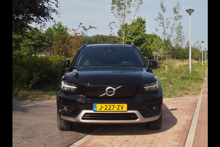 Volvo XC40 Recharge P8 AWD R-Design | Camera | Harman Kardon | Apple Carplay | Cruise Control |