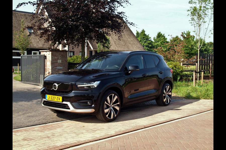 Volvo XC40 Recharge P8 AWD R-Design | Camera | Harman Kardon | Apple Carplay | Cruise Control |