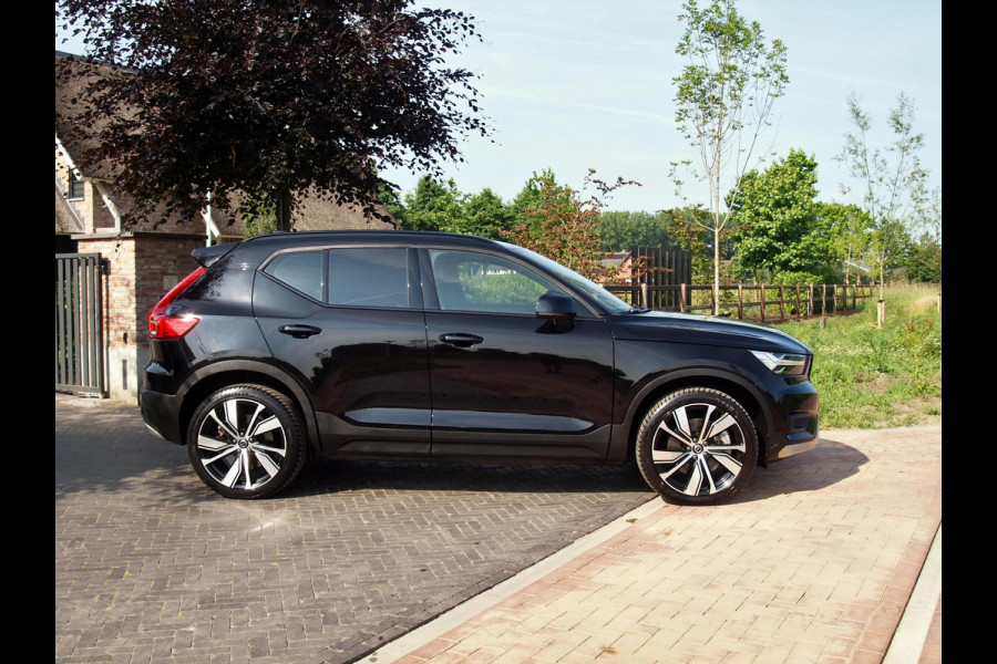 Volvo XC40 Recharge P8 AWD R-Design | Camera | Harman Kardon | Apple Carplay | Cruise Control |