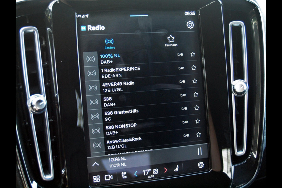 Volvo XC40 Recharge P8 AWD R-Design | Camera | Harman Kardon | Apple Carplay | Cruise Control |