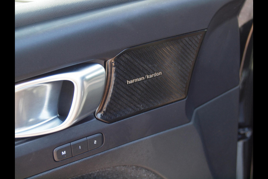 Volvo XC40 Recharge P8 AWD R-Design | Camera | Harman Kardon | Apple Carplay | Cruise Control |