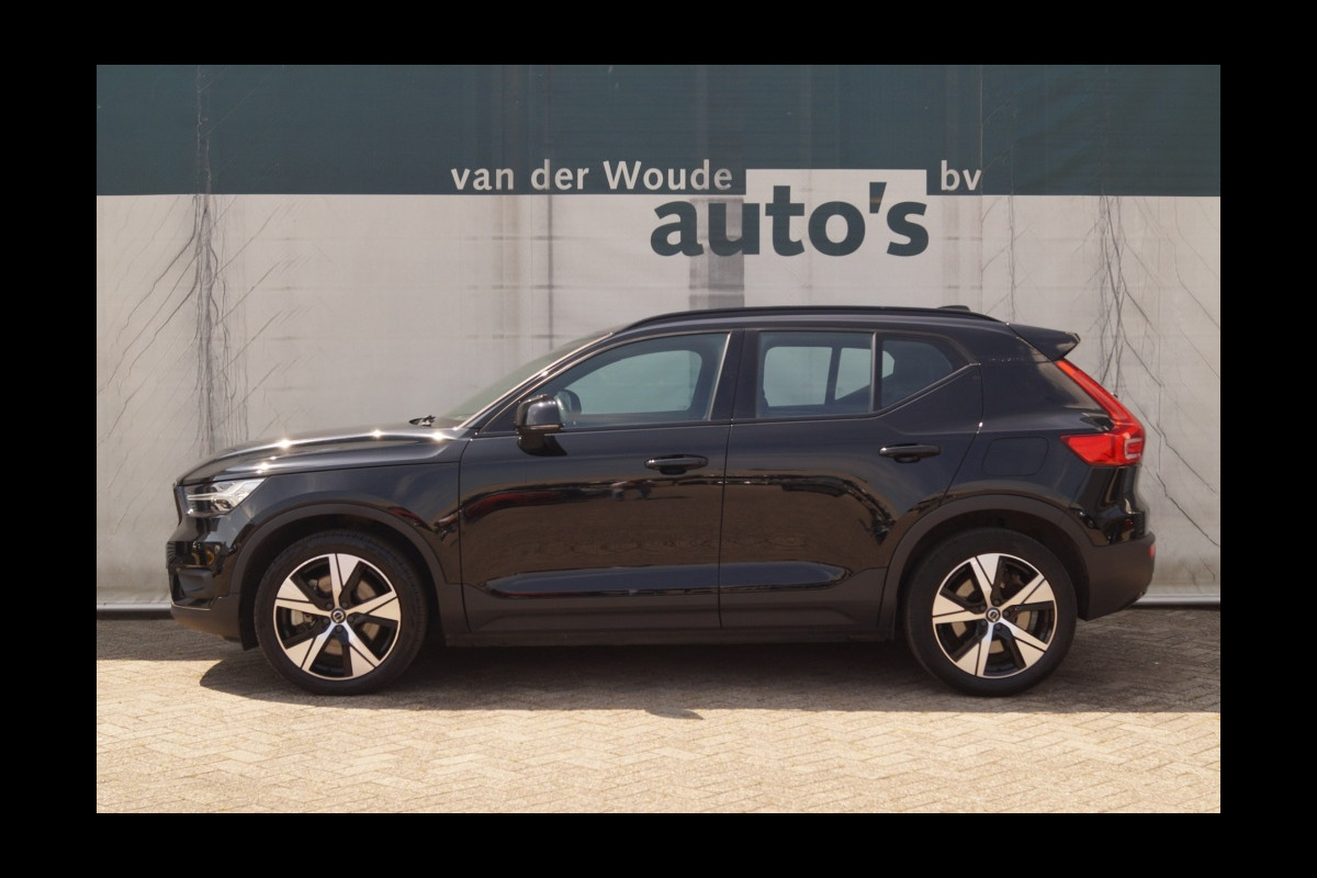 Volvo XC40 Recharge P8 AWD 78kWh 408pk R-Design -NAVI-ECC- Volvo XC40 Recharge P8 AWD 78kWh 408pk R-Design -NAVI-ECC-