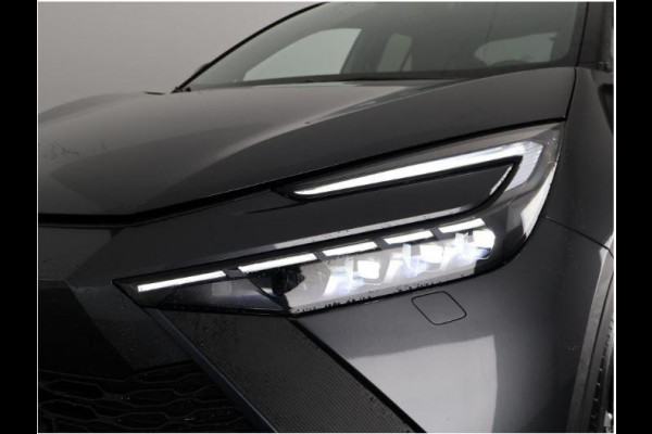 Toyota C-HR 1.8 Hybrid 140 Dynamic | Stuur & Stoelverwarming | Parkeersensoren Voor & Achter | Apple Carplay & Android Auto |