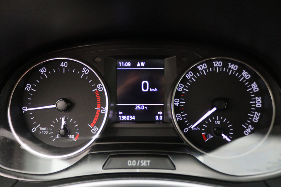 Škoda Fabia Combi 1.0 TSI Drive Airco, Cruise, Navigatie, Bluetooth, PDC, Elektrisch Pakket, Xenon, 16''