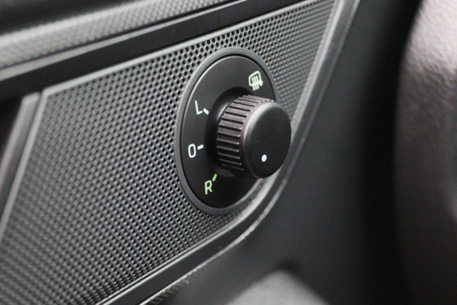 Škoda Fabia Combi 1.0 TSI Drive Airco, Cruise, Navigatie, Bluetooth, PDC, Elektrisch Pakket, Xenon, 16''