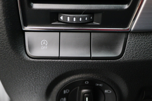 Škoda Fabia Combi 1.0 TSI Drive Airco, Cruise, Navigatie, Bluetooth, PDC, Elektrisch Pakket, Xenon, 16''