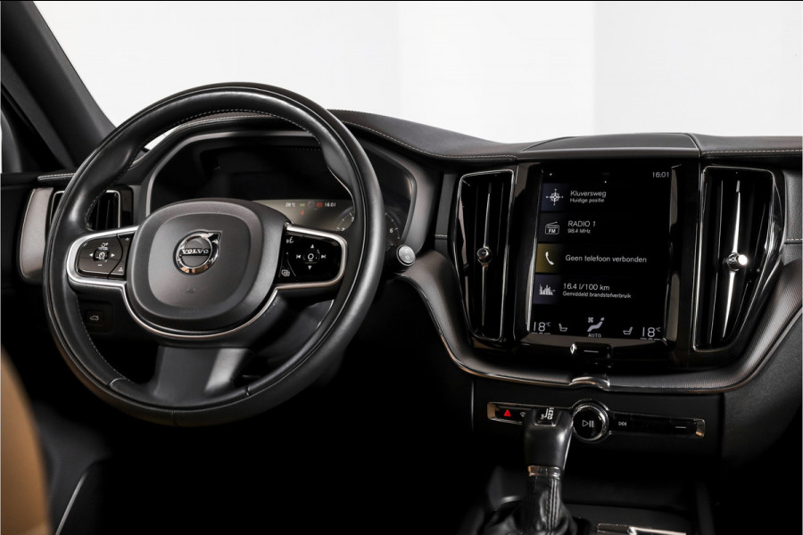 Volvo XC60 2.0 T4 Inscription 190 PK - Automaat | Dig. Cockpit | Elek. Trekhaak | Adapt. Cruise | Memory | Stoel-+Stuurverw. | PDC | Camera | NAV | ECC | Elek. Klep | LM 19" |