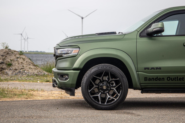 Dodge Ram 1500 5.7 V8 4x4 Crew Cab Limited BPM VRIJ / ALL IN PRIJS / PANO / KLEP / WIDE BODY / GARANTIE