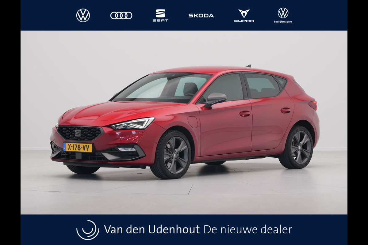 Seat Leon 1.4 TSI eHybrid PHEV 204pk FR Navigatie Camera Acc Led Carplay Sideassist Stoelverwarming 321 Seat Leon 1.4 TSI eHybrid PHEV 204pk FR Navigatie Camera Acc Led Carplay Sideassist Stoelverwarming 321