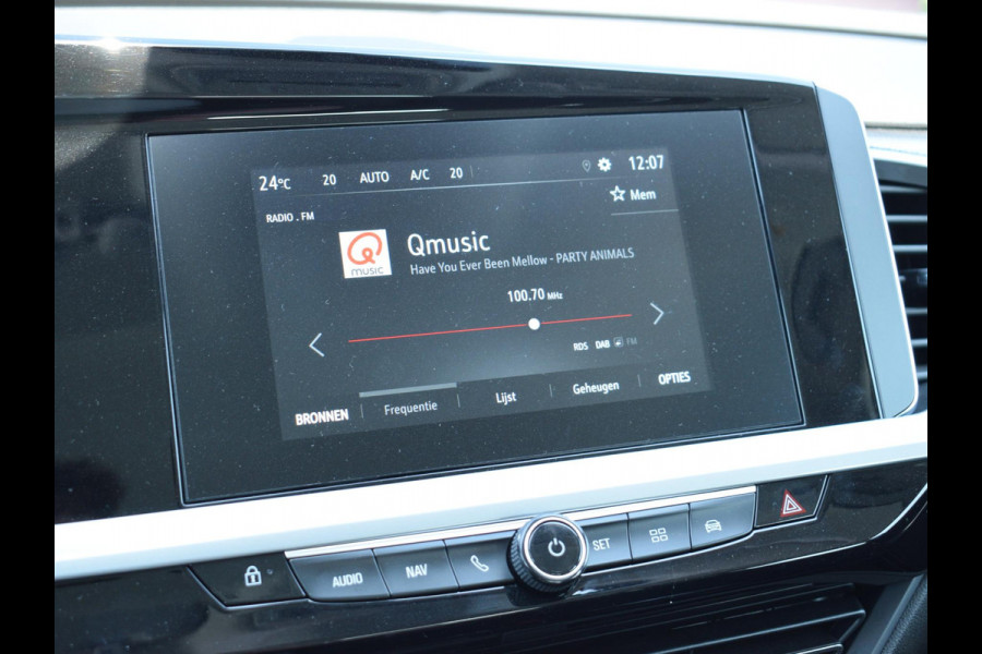 Opel Grandland 1.2 Turbo Level 2 Edition | CARPLAY | PARKEERSENSOREN | WINTERPAKKET | E.C.C. | 16.837km