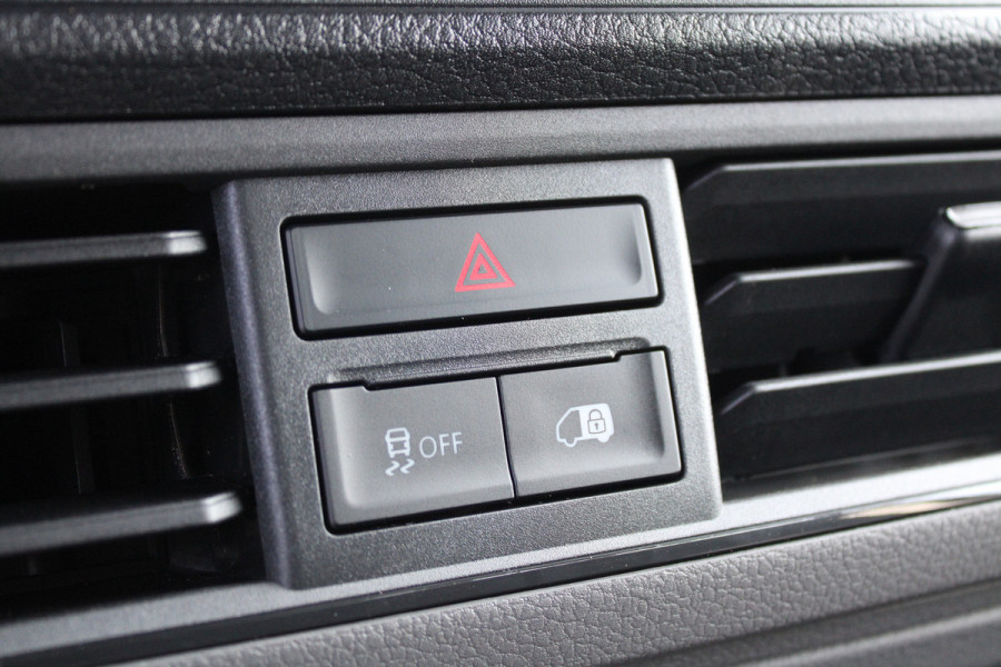 Volkswagen Crafter 35 2.0 TDI L3H3 177pk - Facelift - 2x Schuifdeur - Navigatie - LED - Geveerde stoel - Virtual cockpit - Camera - Trekhaak - Stoe
