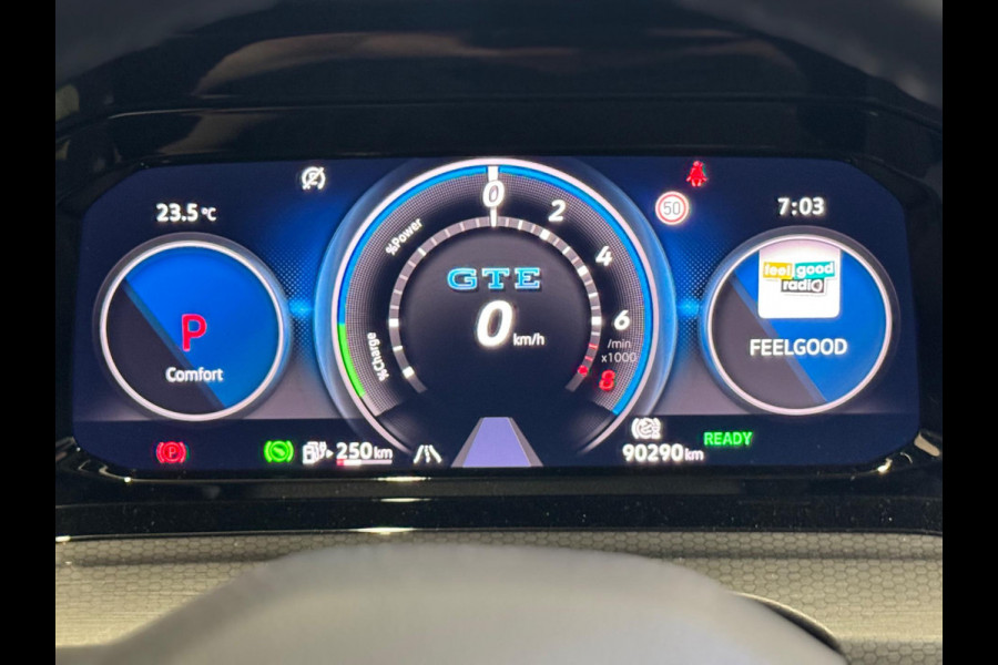 Volkswagen Golf 1.4 eHybrid GTE Pano/Matrix/Dodehoek/Camera