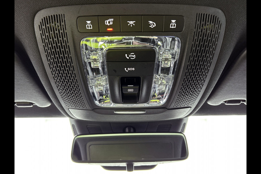 Mercedes-Benz A-Klasse 250 e Premium Plus | Panoramadak | 5 spaaks lichtmetalen velgen | Wide screen | Navigatie | Parking support | Inclusief 24 maanden Mercedes-Benz Certified garantie voor Europa.