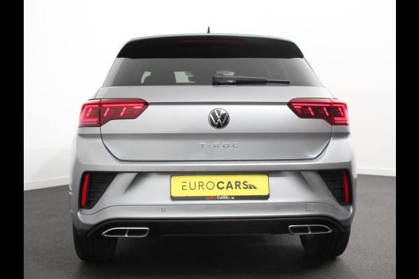 Volkswagen T-Roc 1.5 TSI 150pk Automaat R-Line Digitale Cockpit Climate Control Camera Navigatie Apple Carplay/Android Auto Lichtmetalen Velgen Parkeer sensoren Dab Led Adaptive Cruise Control