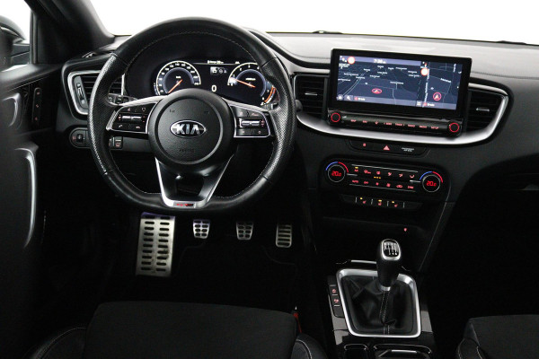 Kia ProCeed 1.5 T-GDI GT-PlusLine (PANORAMADAK, STOEL/STUUR VERWARMING, NAVI, ACHTERUITRIJCAMERA, ELEKTR STOELEN)