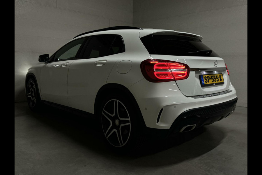 Mercedes-Benz GLA 180 AMG Night Edition Pano Sfeer NAP