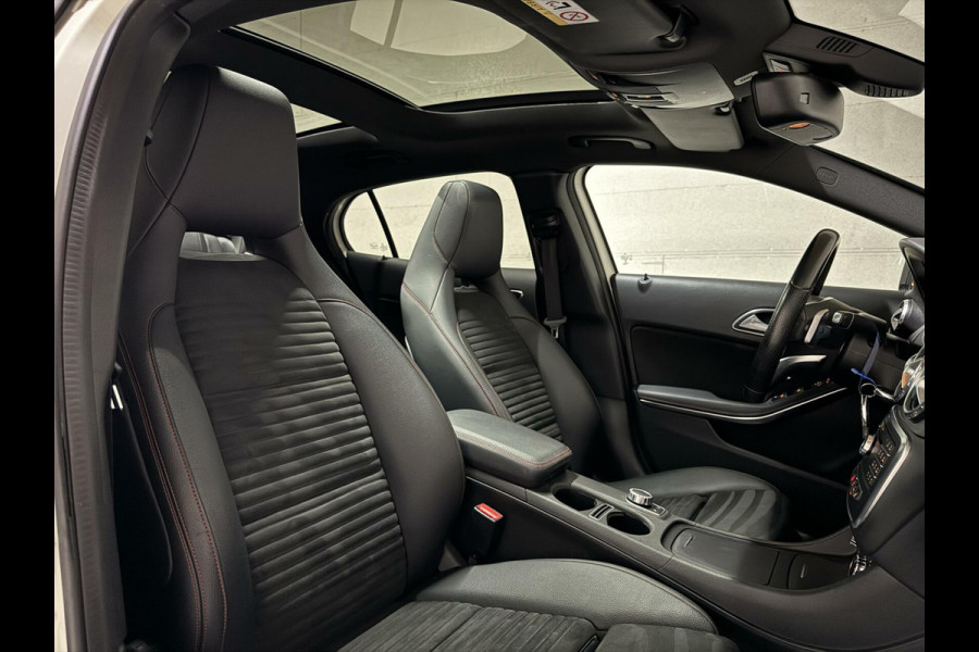 Mercedes-Benz GLA 180 AMG Night Edition Pano Sfeer NAP