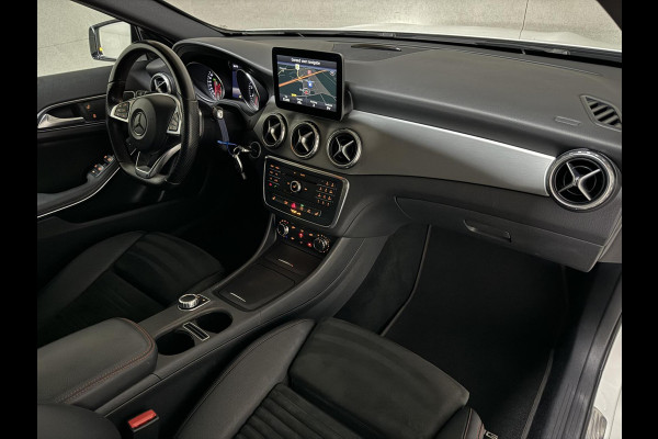 Mercedes-Benz GLA 180 AMG Night Edition Pano Sfeer NAP