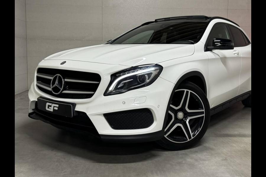 Mercedes-Benz GLA 180 AMG Night Edition Pano Sfeer NAP