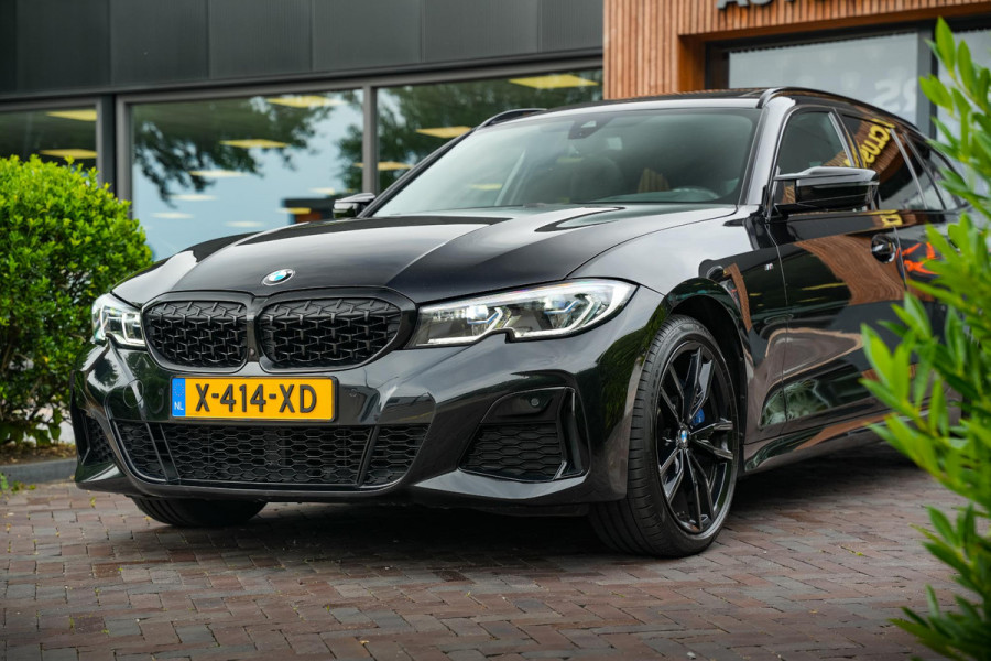 BMW 3 Serie Touring M340i xDrive Panoramadak Harman/Kardon Dodehoek 360cam Leer DAB+ 19”LM