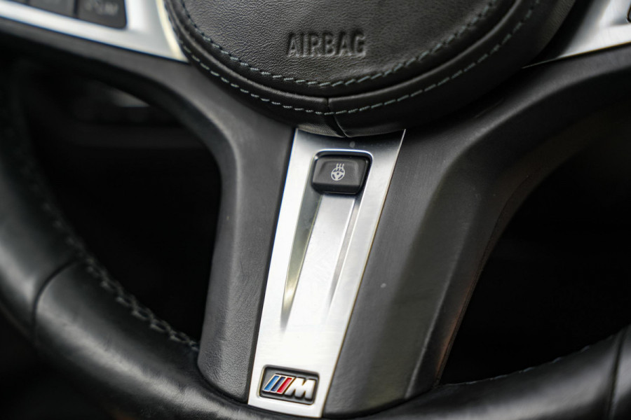 BMW 3 Serie Touring M340i xDrive Panoramadak Harman/Kardon Dodehoek 360cam Leer DAB+ 19”LM