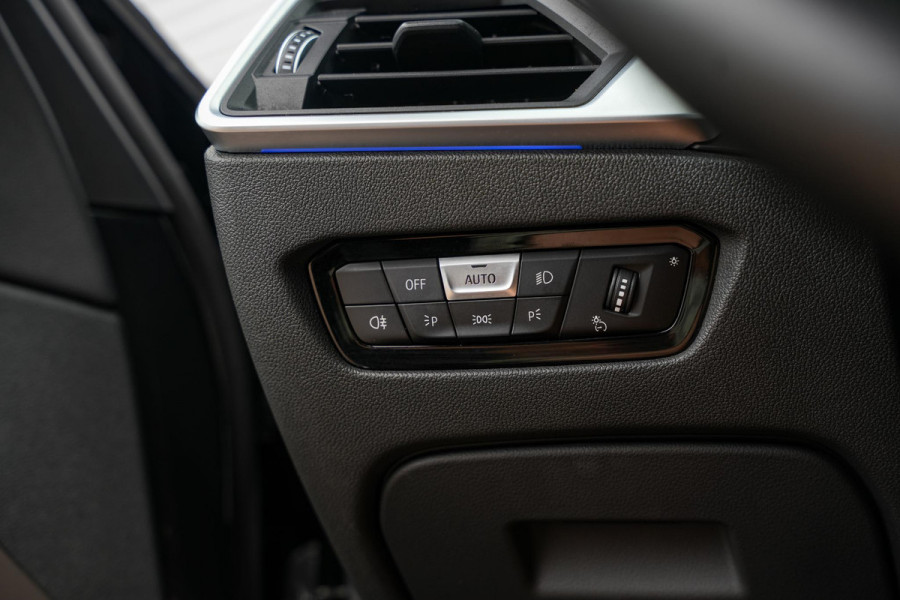 BMW 3 Serie Touring M340i xDrive Panoramadak Harman/Kardon Dodehoek 360cam Leer DAB+ 19”LM
