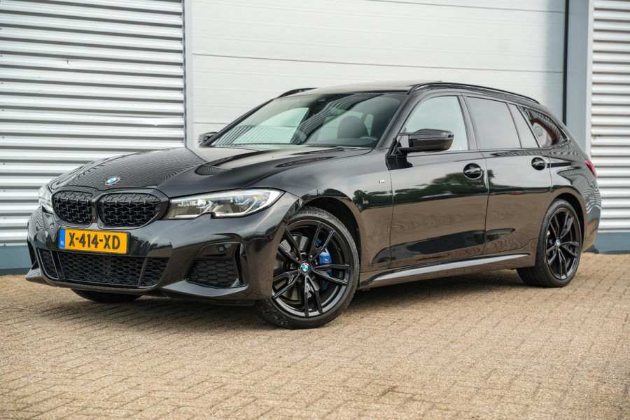 BMW 3 Serie Touring M340i xDrive Panoramadak Harman/Kardon Dodehoek 360cam Leer DAB+ 19”LM