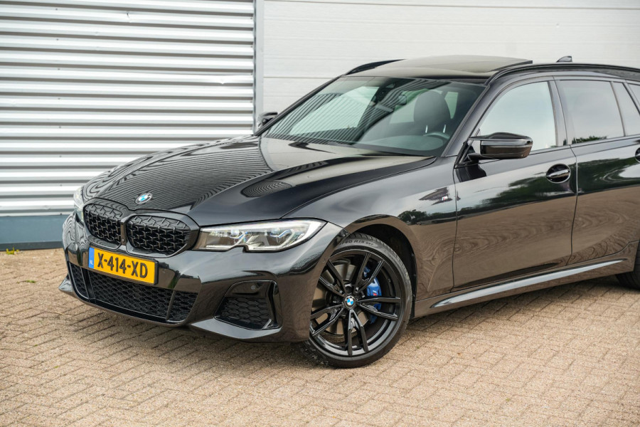 BMW 3 Serie Touring M340i xDrive Panoramadak Harman/Kardon Dodehoek 360cam Leer DAB+ 19”LM