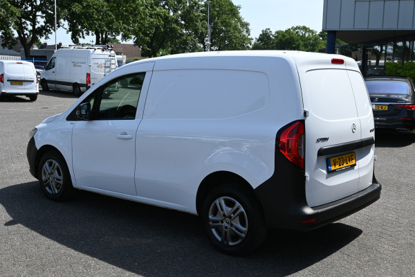 Mercedes-Benz Citan 110 CDI L1 Pro 3 Zitplaatsen, MBUX met Apple Carplay/Android Auto
