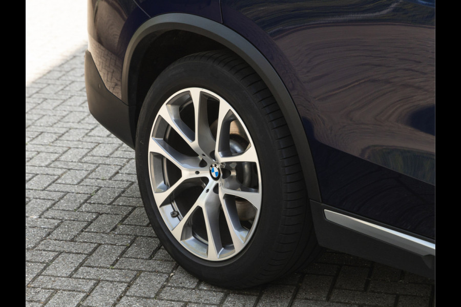 BMW X5 xDrive45e xLine - Pano - Trekhaak - Driving Ass Prof - Harman Kardon - Soft Close