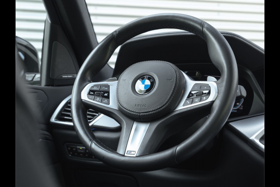 BMW X5 xDrive45e xLine - Pano - Trekhaak - Driving Ass Prof - Harman Kardon - Soft Close