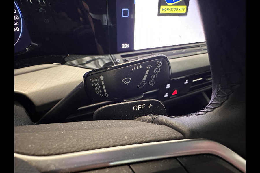 Volkswagen GOLF Variant 1.0 eTSI DSG-7 Aut. Life Business Airco|ECC Navi Carplay Wireless PDC VA + Camera Adaptive Cruise Control