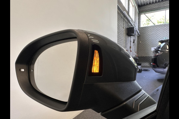 Volkswagen GOLF Variant 1.0 eTSI DSG-7 Aut. Life Business Airco|ECC Navi Carplay Wireless PDC VA + Camera Adaptive Cruise Control