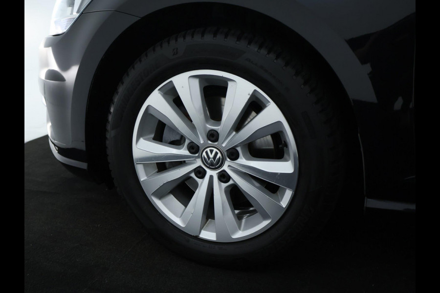Volkswagen GOLF Variant 1.0 TSI Comfortline NAVI | CarPlay | Dealer onderhouden