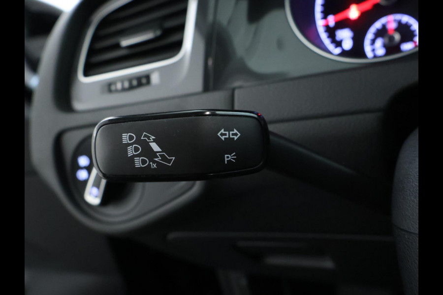 Volkswagen GOLF Variant 1.0 TSI Comfortline NAVI | CarPlay | Dealer onderhouden