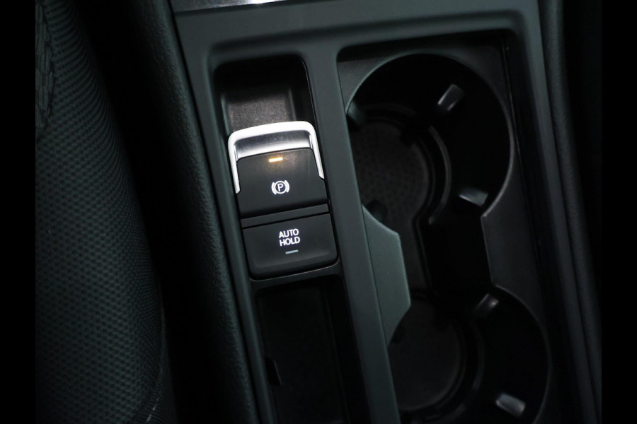 Volkswagen GOLF Variant 1.0 TSI Comfortline NAVI | CarPlay | Dealer onderhouden