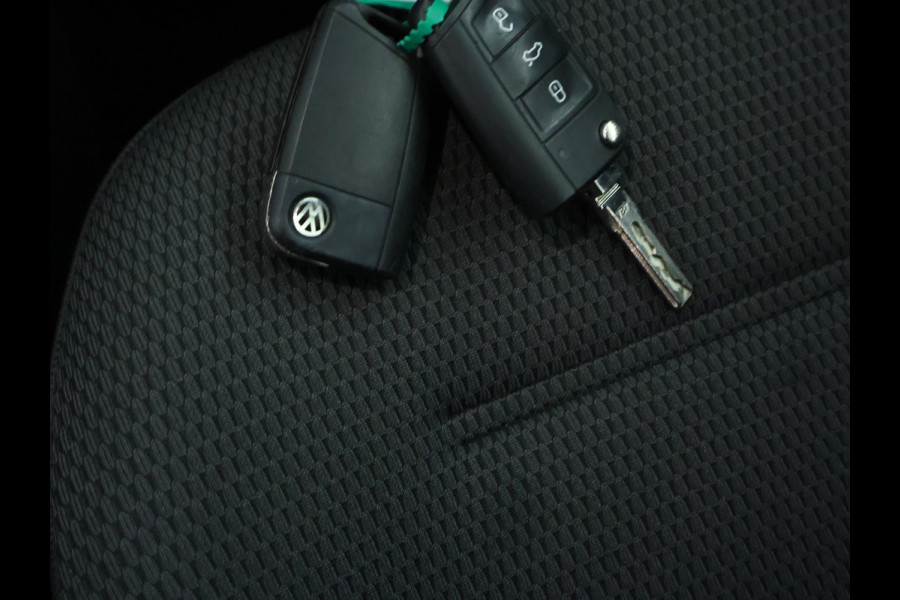 Volkswagen GOLF Variant 1.0 TSI Comfortline NAVI | CarPlay | Dealer onderhouden