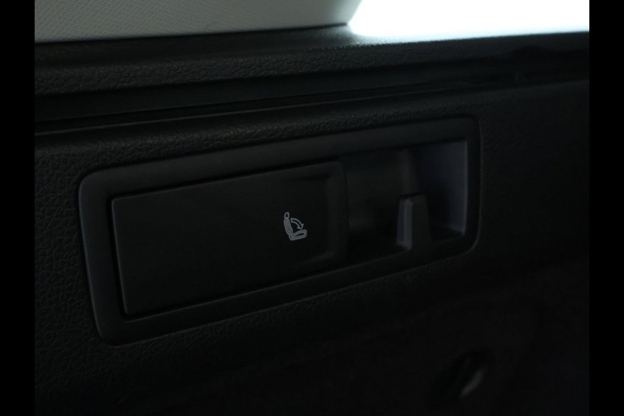 Volkswagen GOLF Variant 1.0 TSI Comfortline NAVI | CarPlay | Dealer onderhouden