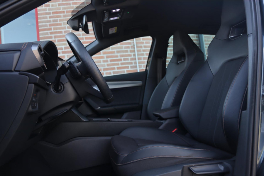 CUPRA Formentor VZ e-Hybrid 245 PK Performance Copper Edition / KEYLESS / ACC / CAMERA / DODEHOEK / CARPLAY