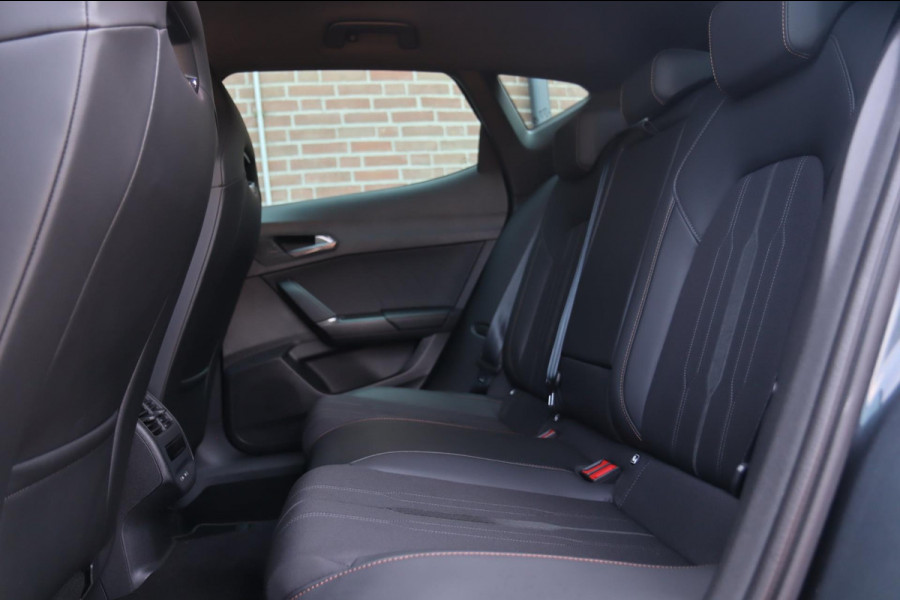 CUPRA Formentor VZ e-Hybrid 245 PK Performance Copper Edition / KEYLESS / ACC / CAMERA / DODEHOEK / CARPLAY