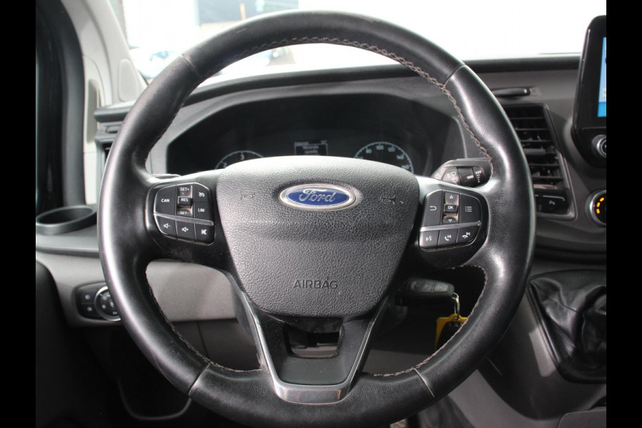 Ford Transit Custom L2H1 Dubbele cabine Trend Climate control Cruise control LED Parkeersensoren Trekhaak Apple Carplay/ Android Auto