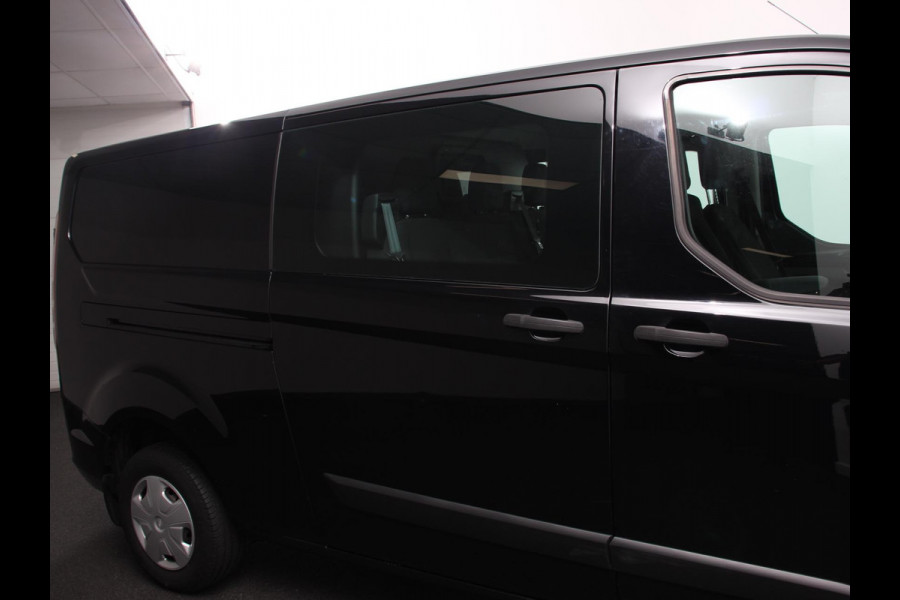 Ford Transit Custom L2H1 Dubbele cabine Trend Climate control Cruise control LED Parkeersensoren Trekhaak Apple Carplay/ Android Auto
