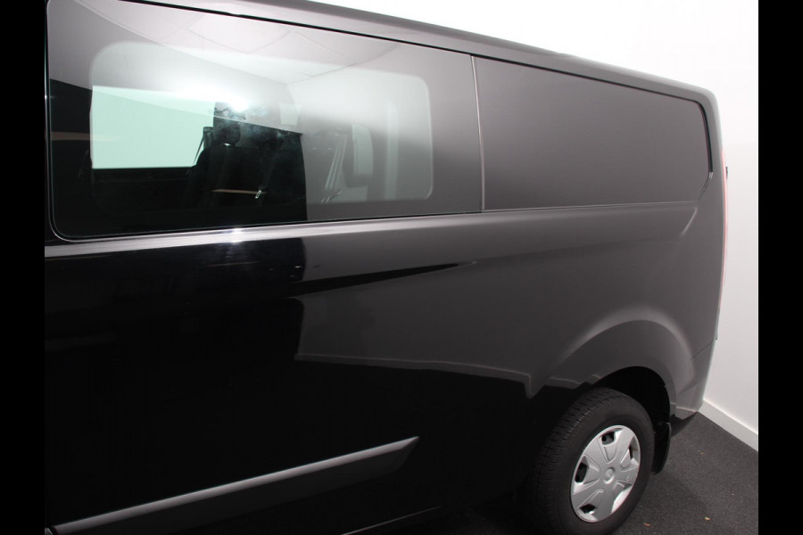 Ford Transit Custom L2H1 Dubbele cabine Trend Climate control Cruise control LED Parkeersensoren Trekhaak Apple Carplay/ Android Auto